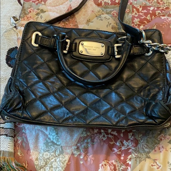 Michael Kors bag - Picture 1 of 3